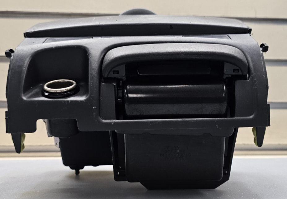 🔥04-06 Scion XB Center Dash Console Lighter Ashtray Ash Tray Console Black OEM