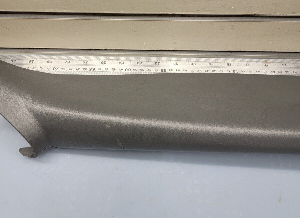 🔥99-06 SILVERADO SIERRA Roof Molding A PILLAR Trim RIGHT Passenger DARK GRAY P3