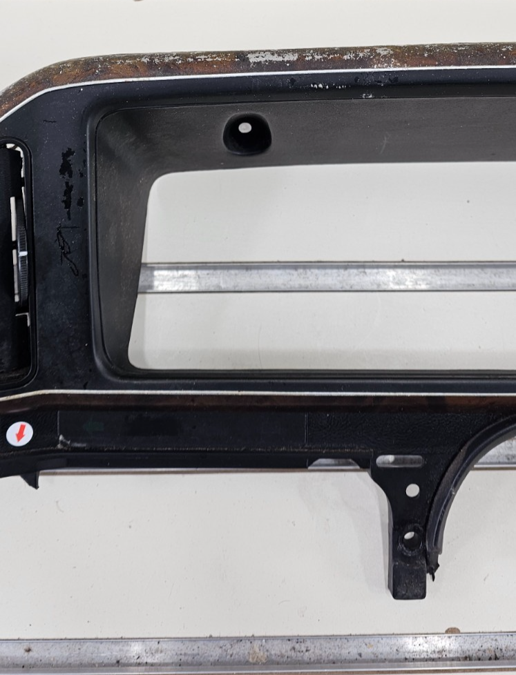 87-91 Ford F150 F250 BRONCO Dash Instrument CLUSTER Bezel Speedometer Woodgrain