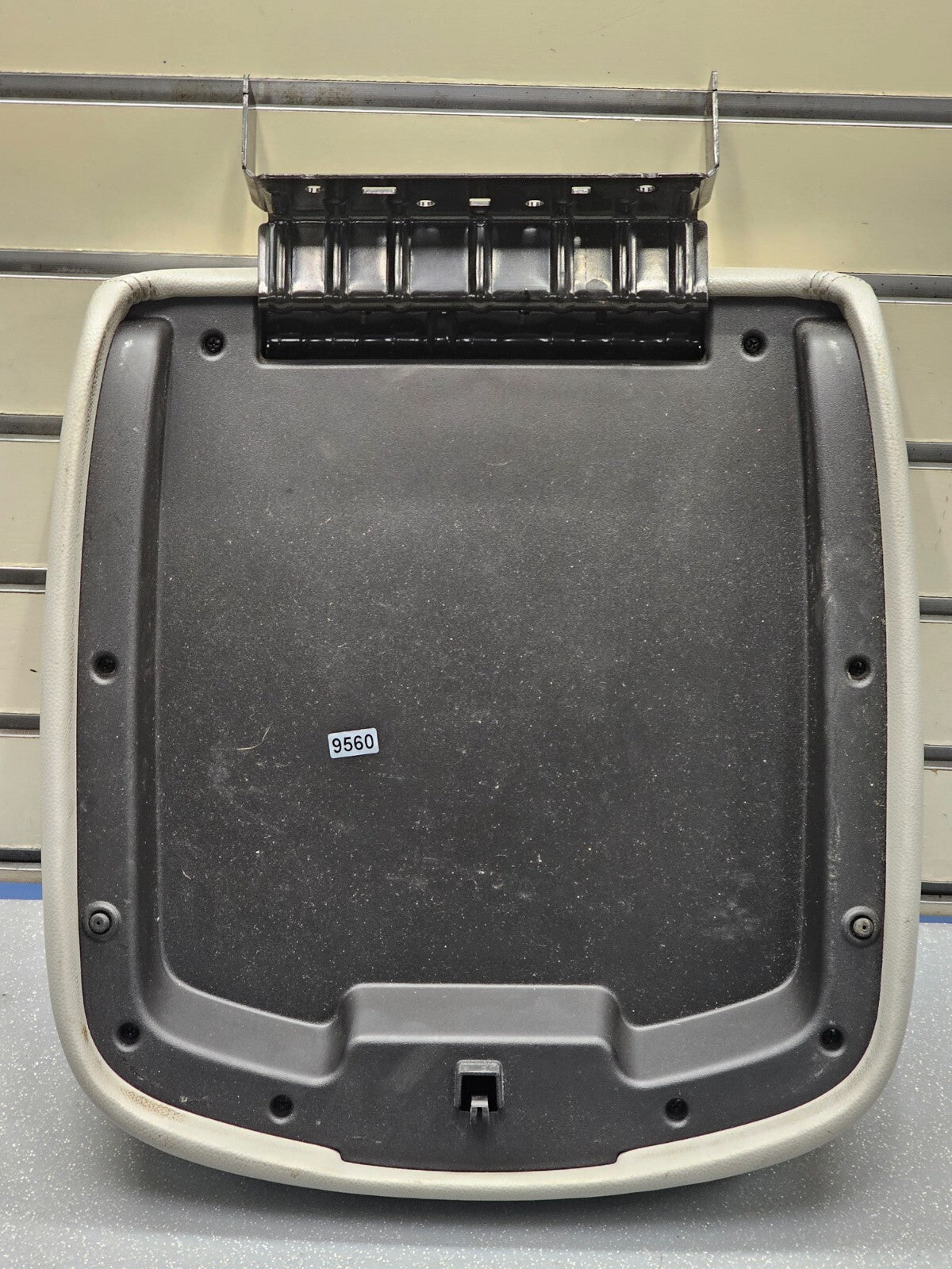 🔥07-13 Tahoe Suburban Yukon Leather Console Lid Armrest Cover Top Pad TAN JS5