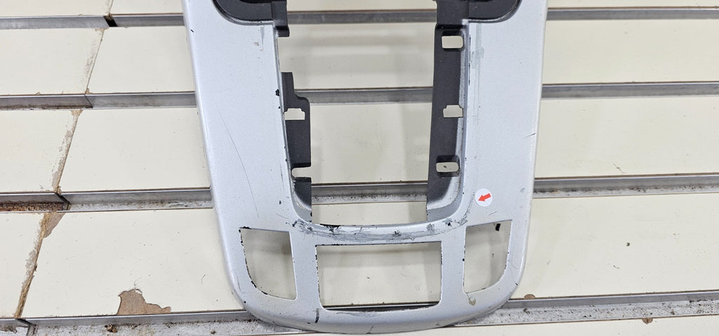 🔥07-09 Chevrolet Equinox Center Dash Radio Climate Bezel Surround Trim silver