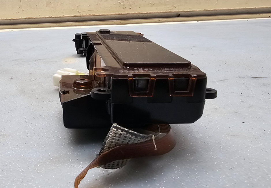 🔥2004 2007 Nissan Titan Armada Front Console Overhead Display