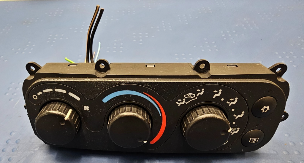 🔥98-04 Interpid Concorde Dash Climate Control AC Heater Temperature HVAC Panel
