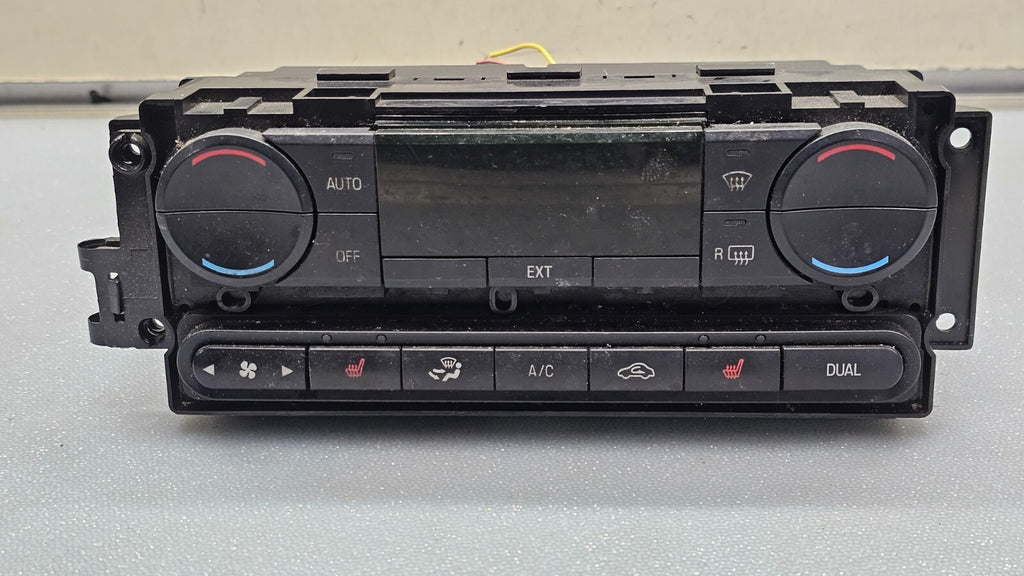 07-10 Ford Edge Dash Center A/C Heater Control Temperature Climate Control Unit