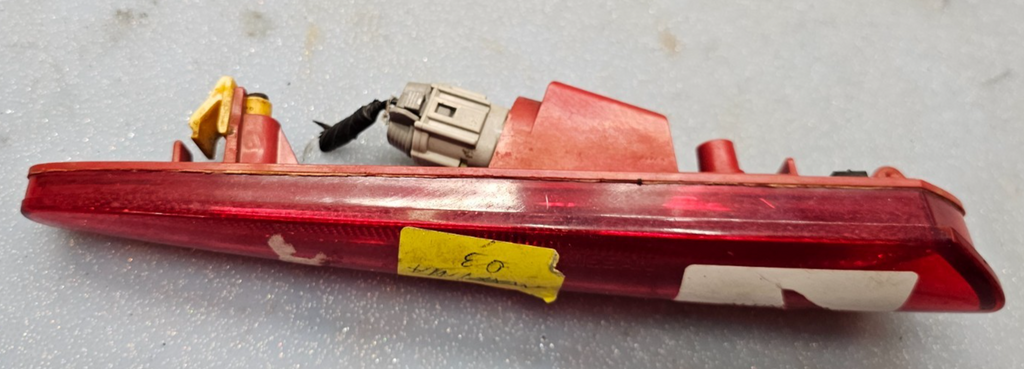 🔥2000-2003 Nissan Maxima Lens-Rear Side Marker Lamp Light RH Assembly Red OEM