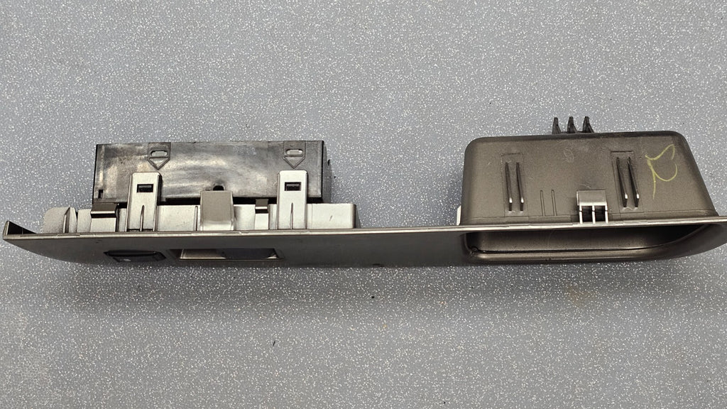 🔥07-09 Versa Front Right Passenger Door Window Switch Lock Control Silver OEM