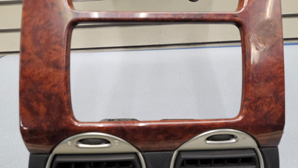 🔥02-09 GMC ENVOY XL DASH FRONT RADIO STEREO DISPLAY BEZEL CLIMATE CONTROL WOOD