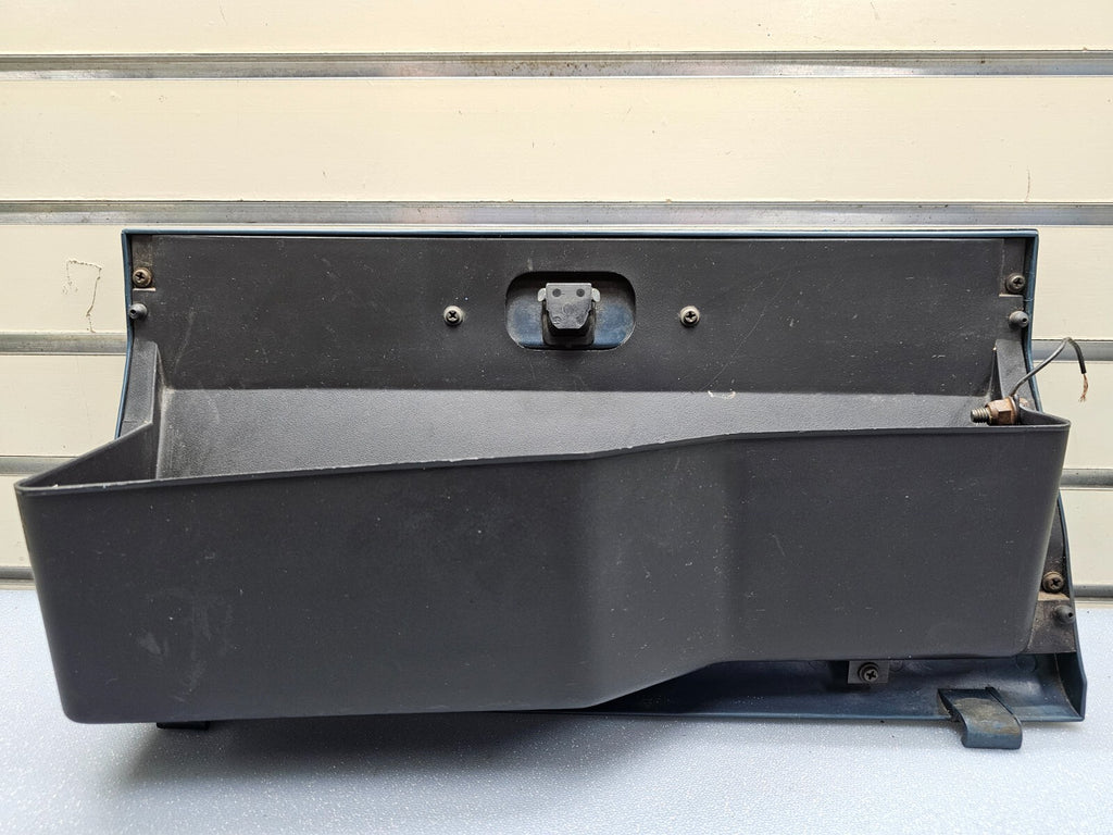 🔥1994-1997 Dodge RAM Dash GLOVE BOX Storage Compartment Door Assembly GRAY G20