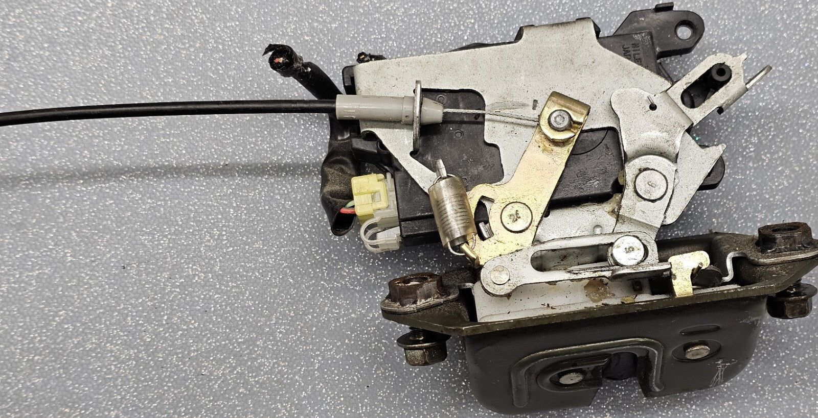 🔥03-08 Subaru Forester Trunk Latch Tailgate Lock Actuator  OEM 63032SA010