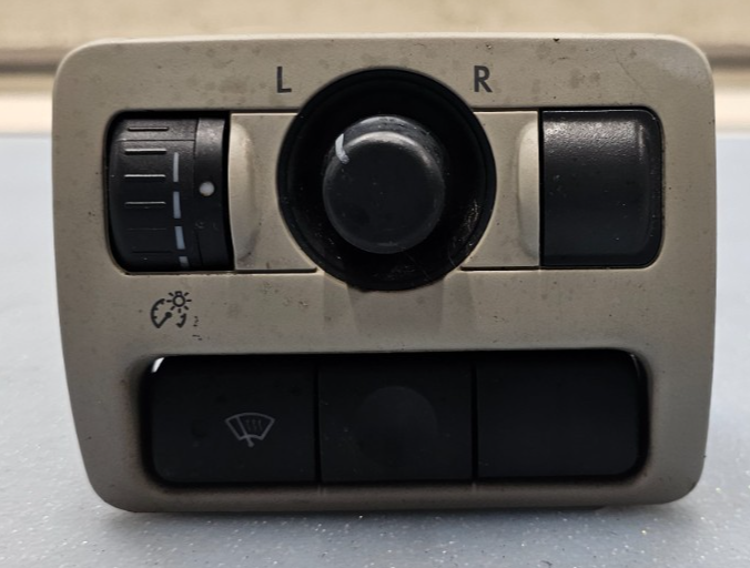 🔥05-07 Subaru Outback Door Mirror Dimmer Control Switch Assembly Silver OEM