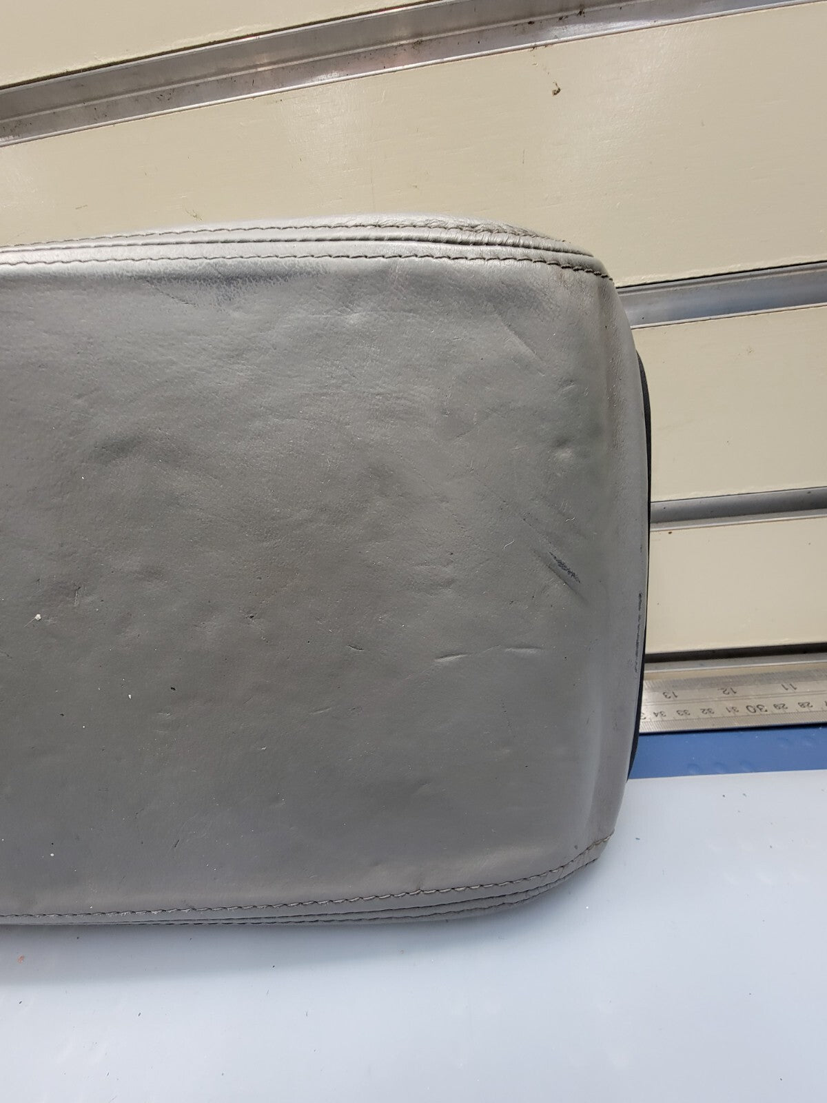 🔥2004-2008 Acura TL Center Console Lid Cover Armrest Arm Rest Gray