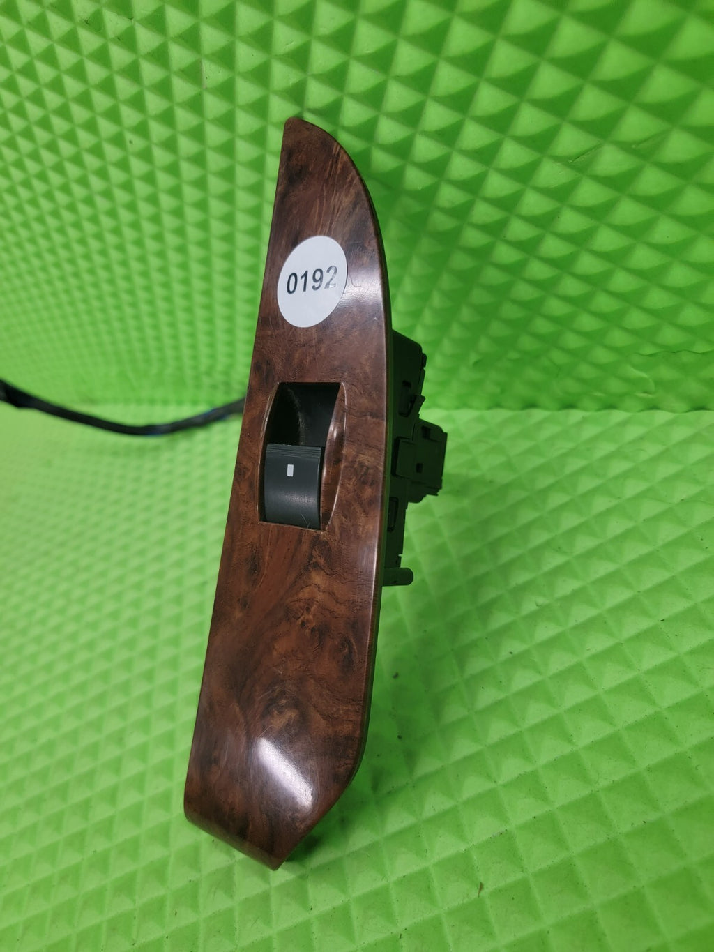 🔥07 - 13 Chevy saburban rear left Side Window Switch Bezel OEM WOODGRAIN WS5