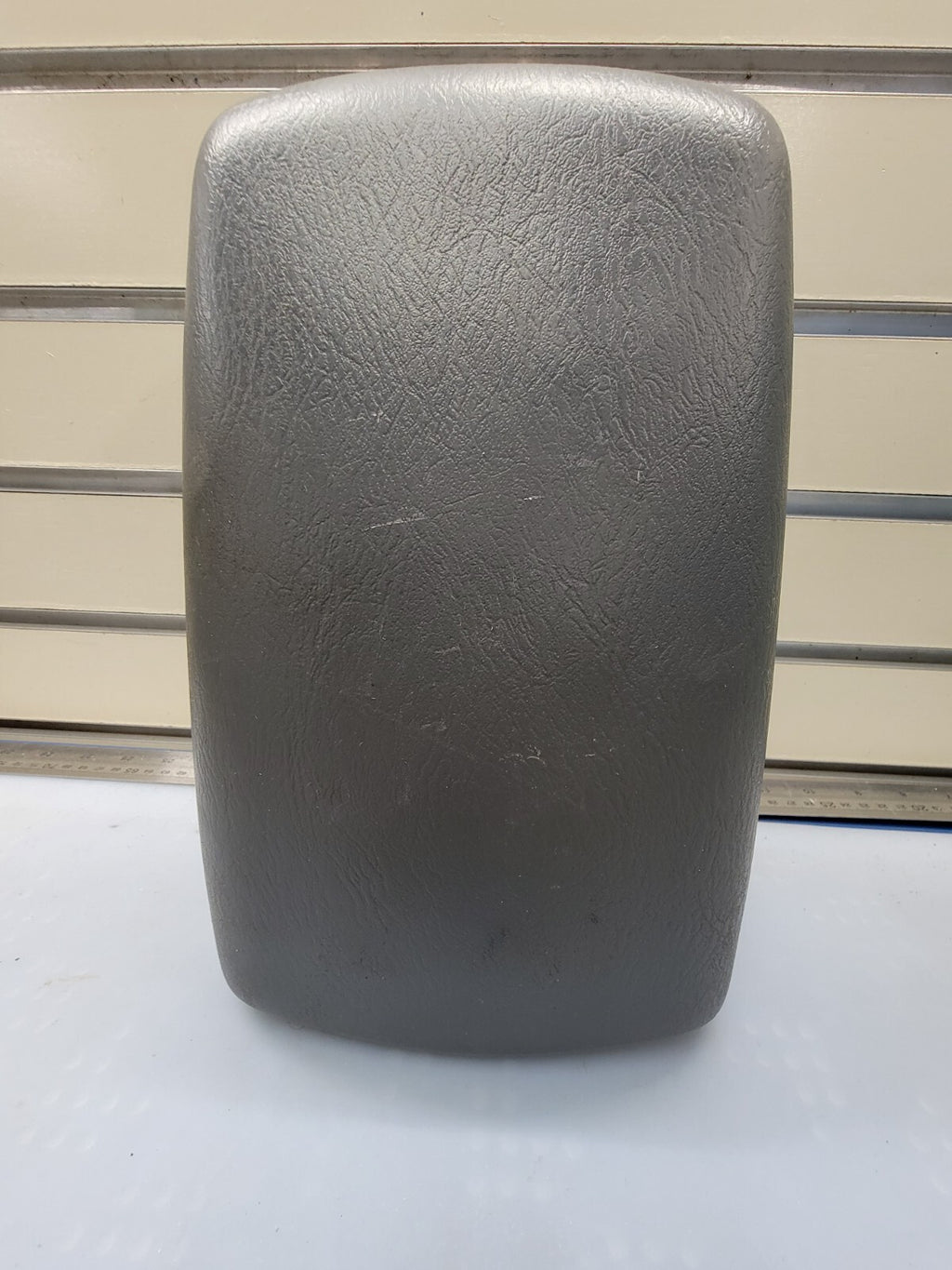 🔥2002-2007 Jeep Liberty Center Console Arm Rest Lid Black OEM