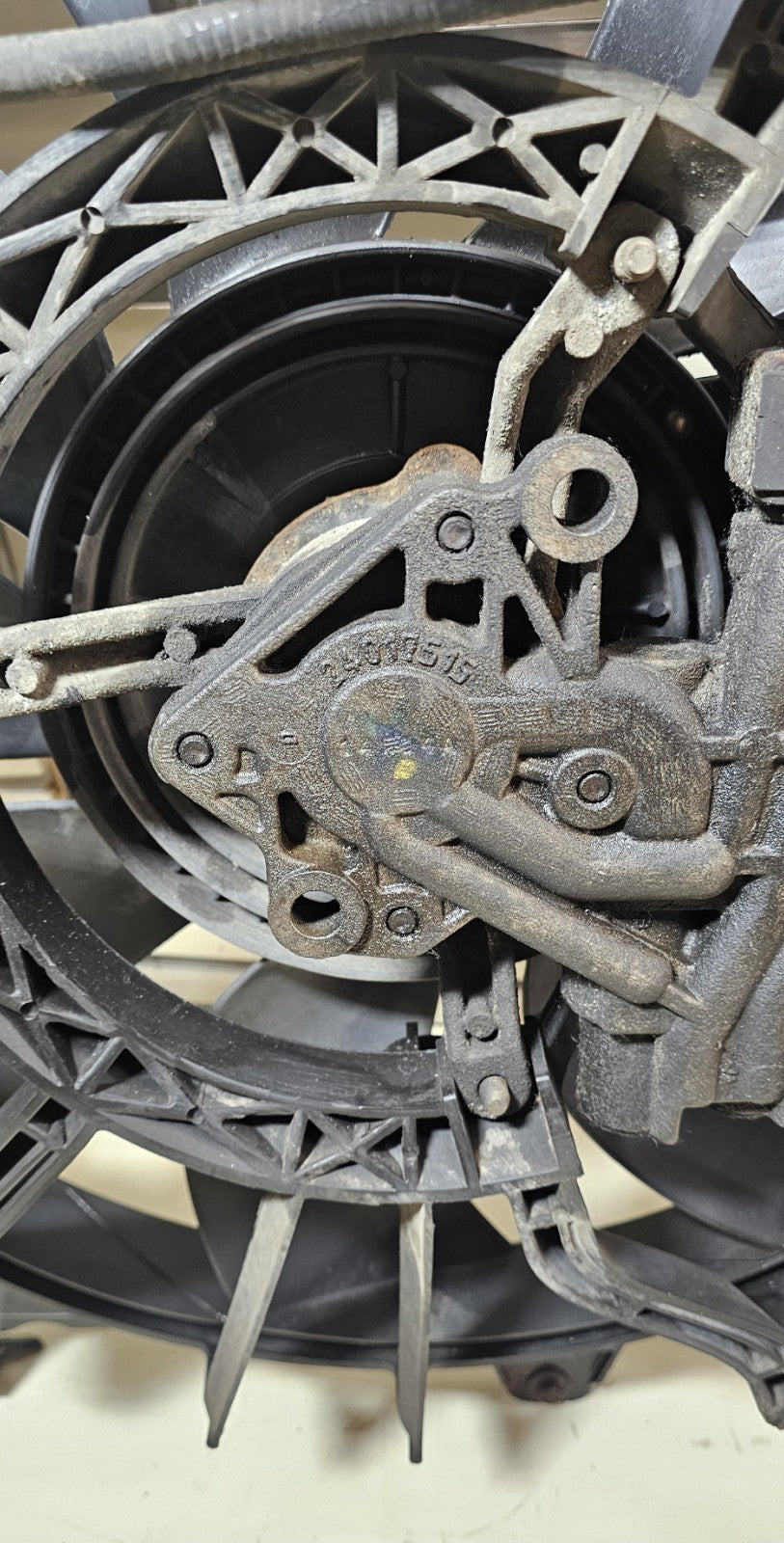 🔥99-04 Jeep Grand Cherokee 4.0L 4.7L Front Radiator Cooling Fan clutch Assembly