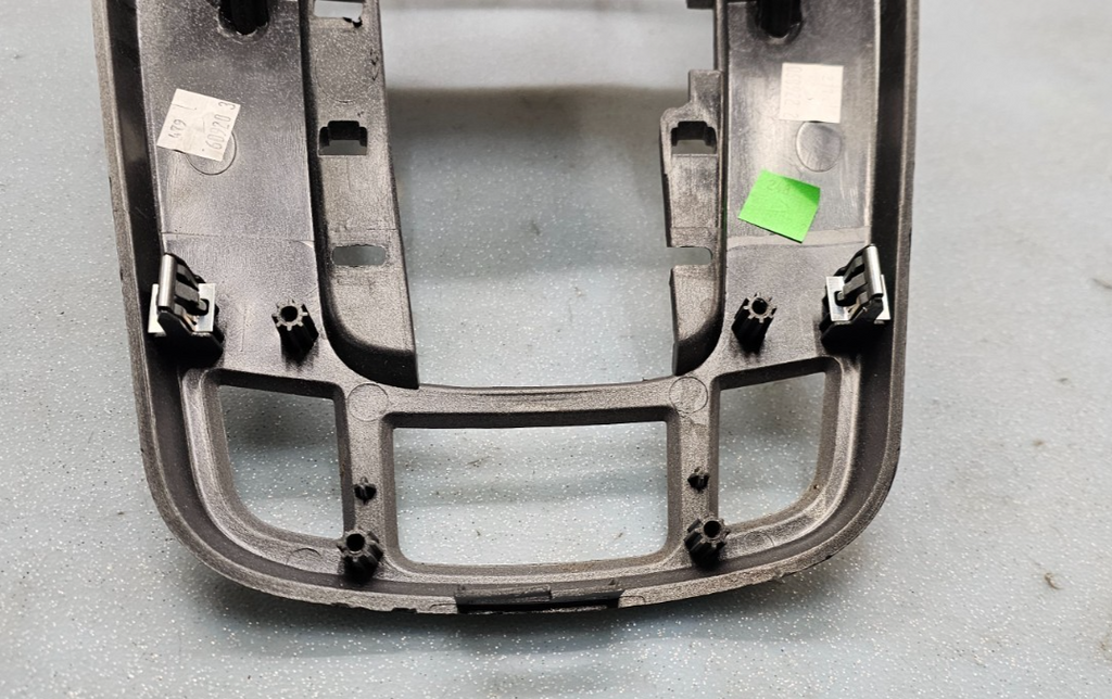 🔥07-09 Chevy Equinox Center Dash Radio Climate Bezel Surround Trim Silver