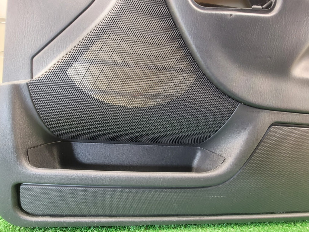 🔥1999-2004 Jeep Grand Cherokee Door Panel WJ RIGHT  Front Interior Black