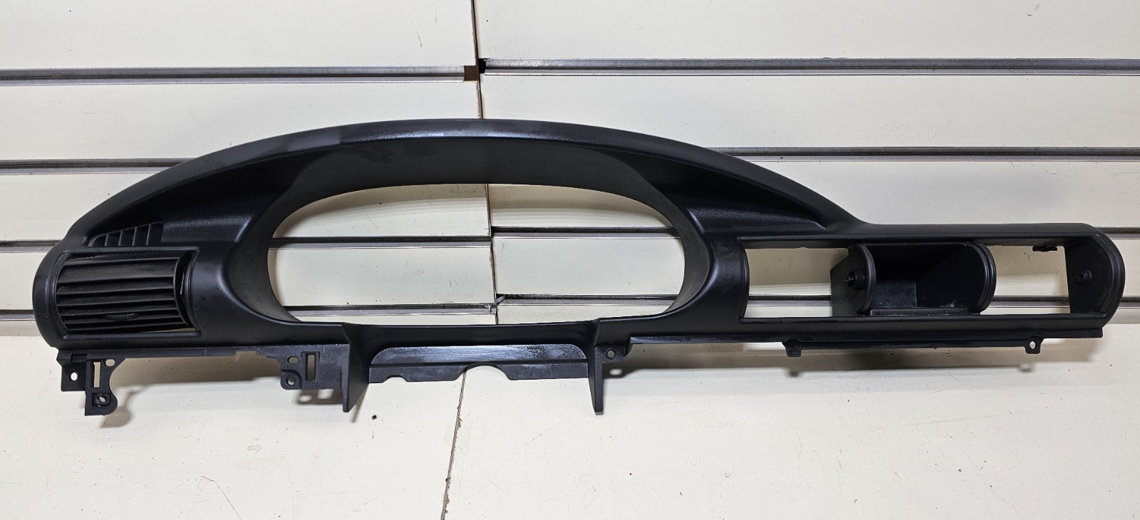 2004-2007 Chrysler Pacifica Instrument Panel Cluster Dash Bezel F1014B2021 black