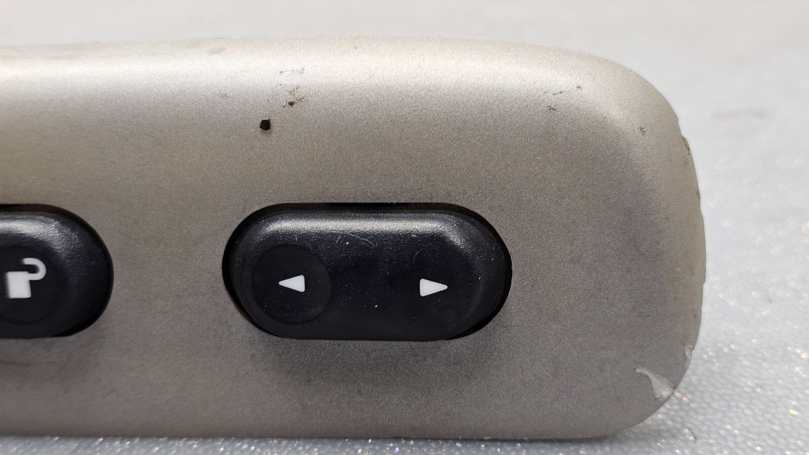 🔥01-07 FORD ESCAPE RIGHT PASSENGER FRONT POWER DOOR WINDOW SWITCH LT TAN OEM