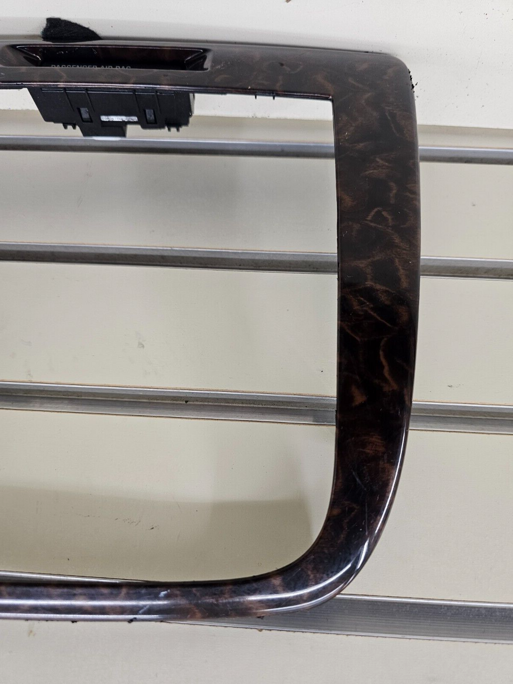 06-13 Chevy Impala Center Dash AM FM Radio Stereo Trim Panel Bezel Woodgrain OEM