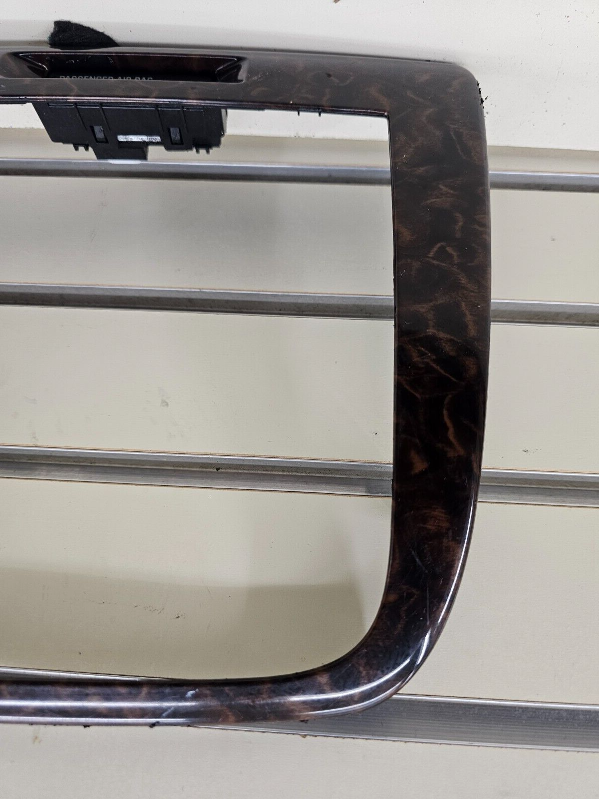 06-13 Chevy Impala Center Dash AM FM Radio Stereo Trim Panel Bezel Woodgrain OEM