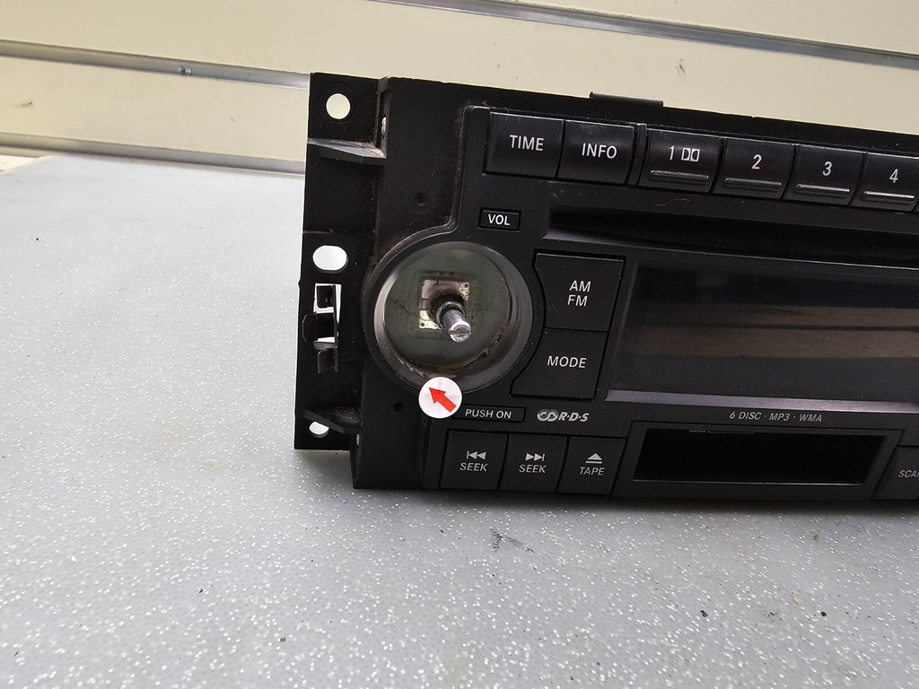 🔥2004-2010 Jeep Dodge Chrysler Front Dash Radio AM FM CD Aux Input OEM