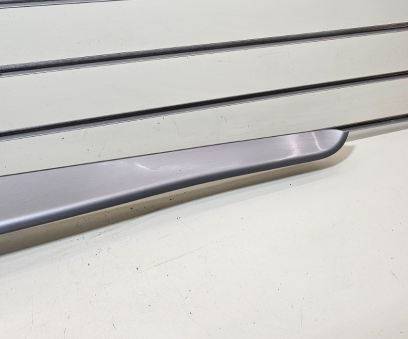 🔥09-14 Volkswagen Routan Dash Front Center Trim Bezel Panel Air Vent Silver OEM