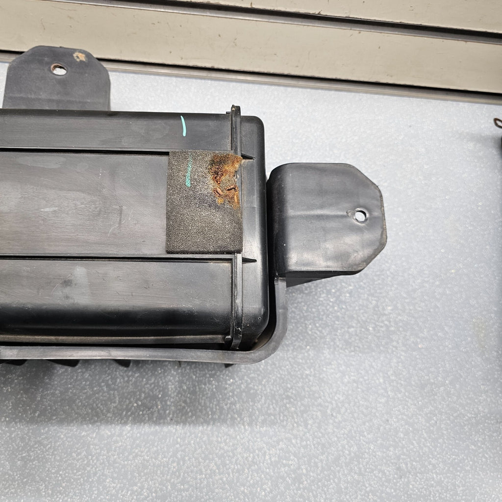 10-12 Santa Fe 11-13 Sorento FUEL VAPOR CHARCOAL EVAP EMMISION CANISTER ASSEMBLY
