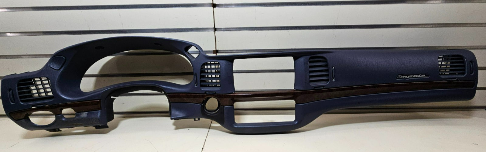 🔥00-05 IMPALA Dash INSTRUMENT Cluster Bezel Radio Speedo Gauge Trim Blue