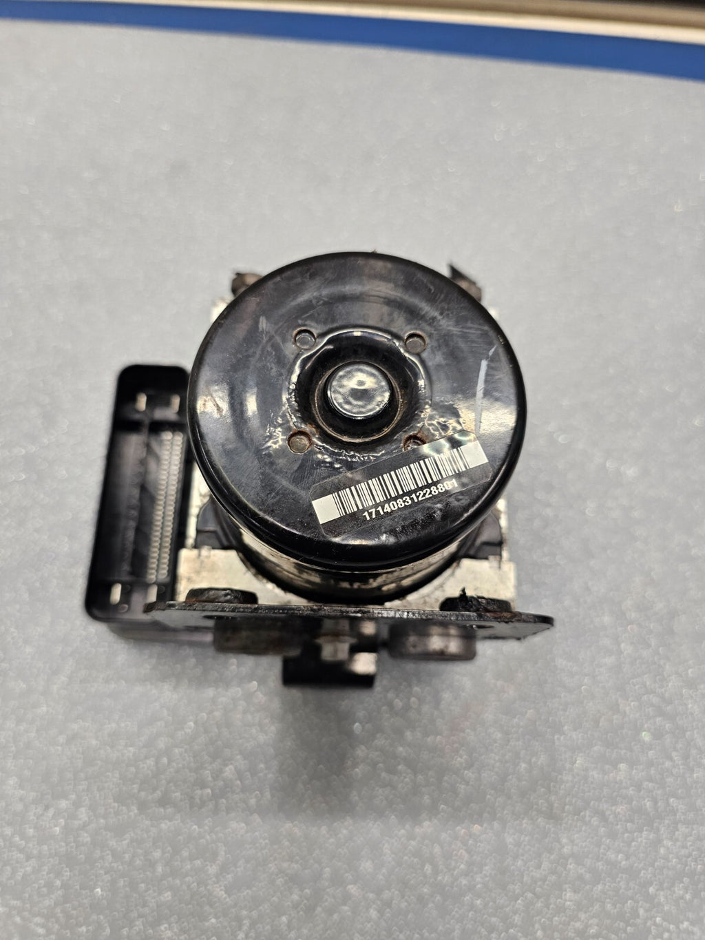 2011 Ford Fiesta ABS Anti-Lock Brake Pump Motor Actuator Control Module Assembly