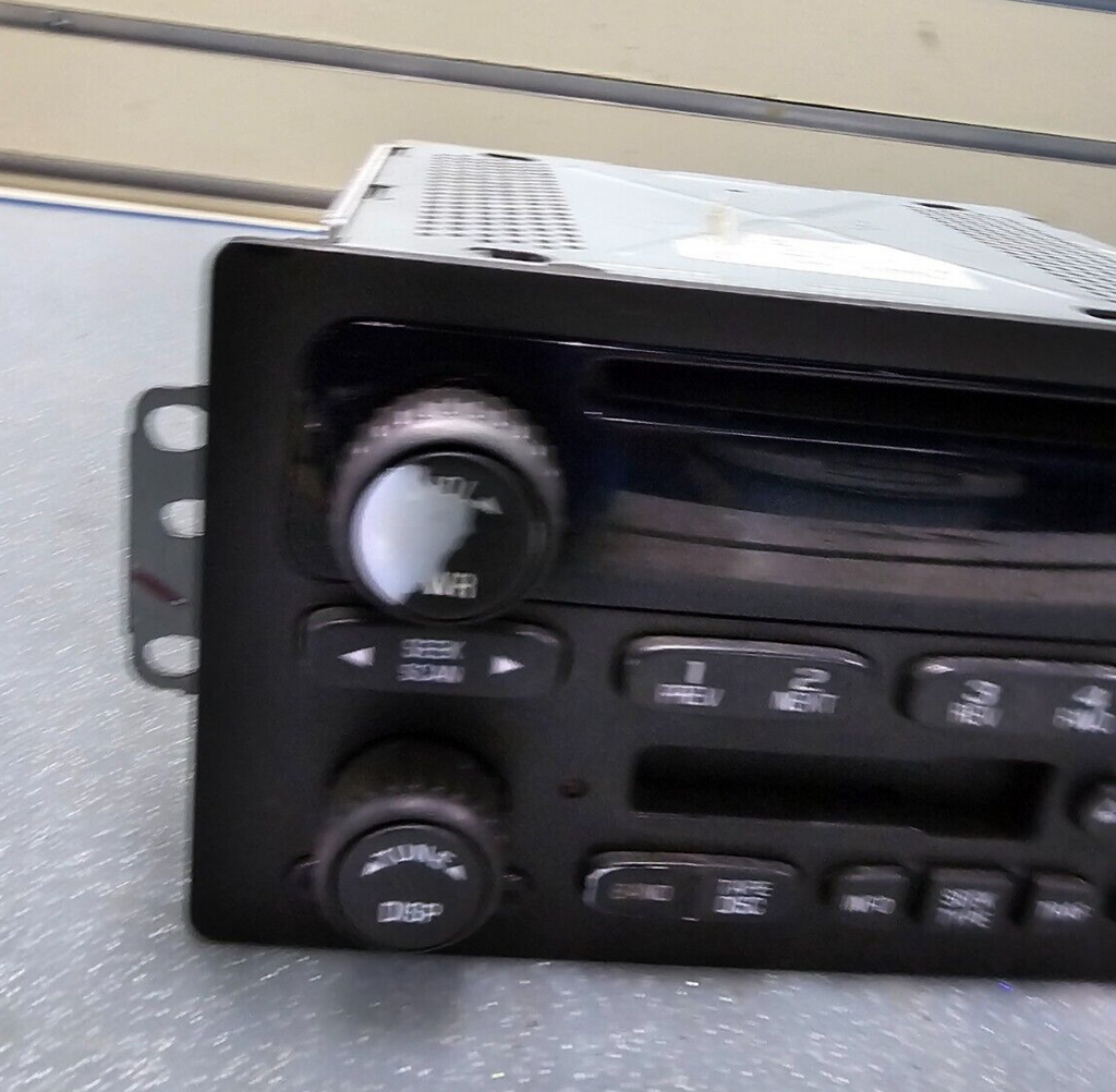 🔥2003-2006 GMC Sierra CHEVY Silverado Tahoe Radio CD Cassette Tape Player