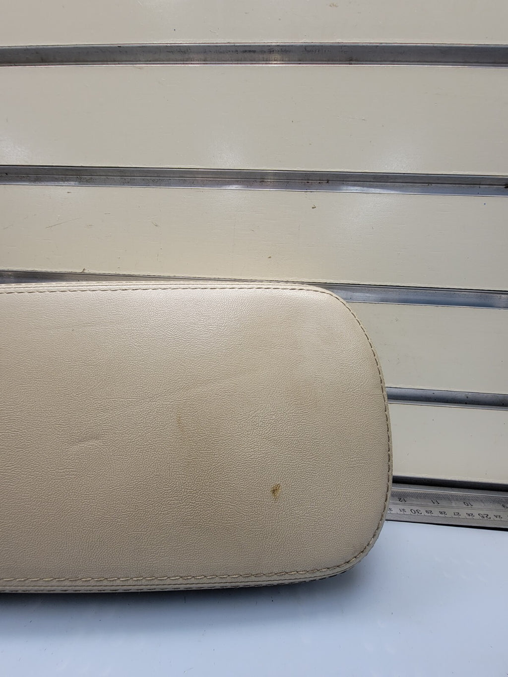 🔥2011-2014 CHRYSLER 200 DODGE AVENGER CENTER CONSOLE LID ARM REST TAN