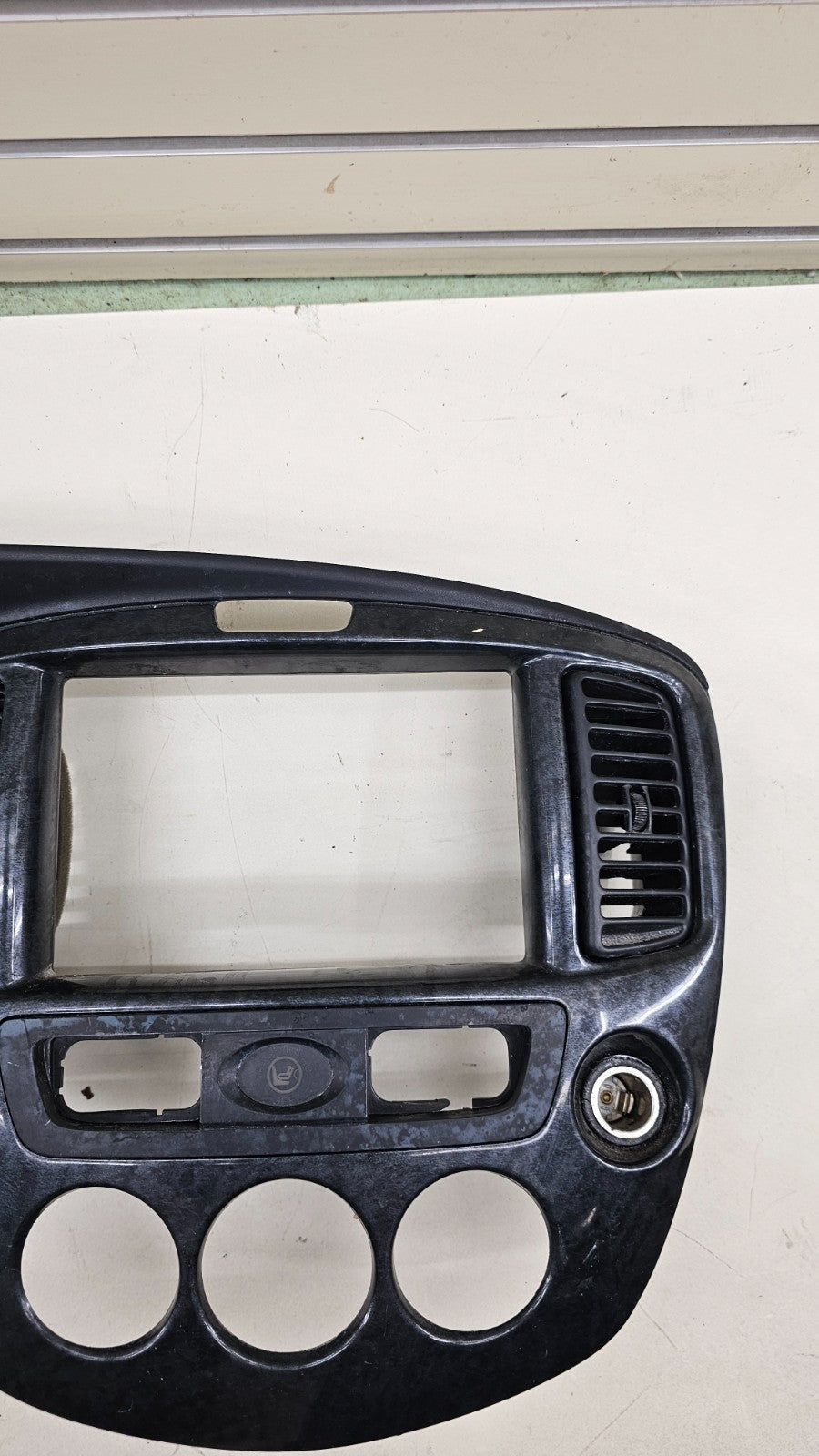 🔥01-06 Tribute Dash Instrument Cluster Speedometer Bezel Trim Panel Black