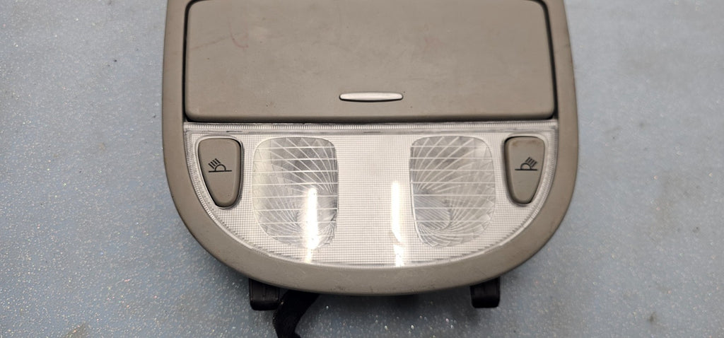 🔥07-12 HYUNDAI SANTA FE FRONT OVERHEAD CONSOLE DOME MAP LIGHT LAMP SUNROOF GRAY