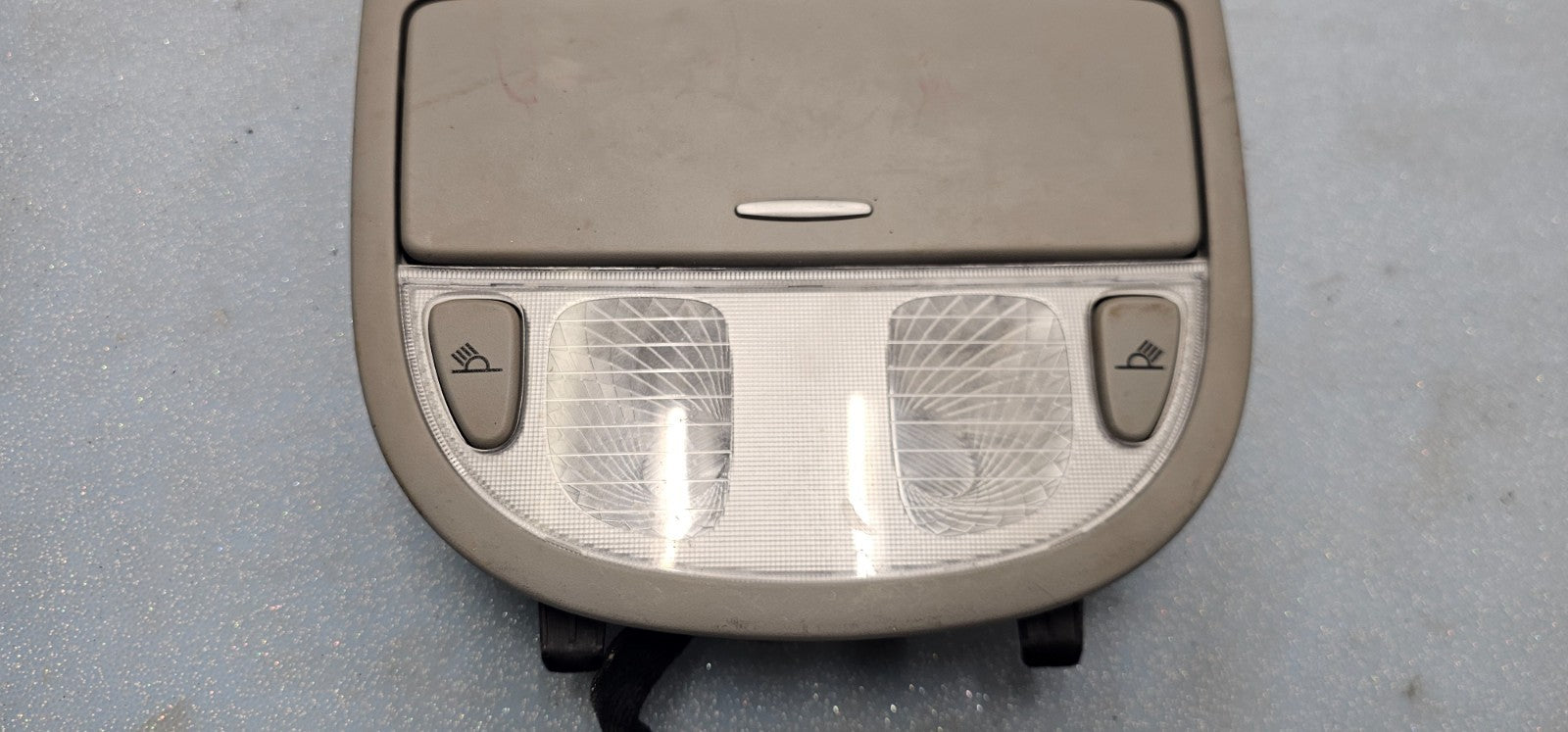 🔥07-12 HYUNDAI SANTA FE FRONT OVERHEAD CONSOLE DOME MAP LIGHT LAMP SUNROOF GRAY