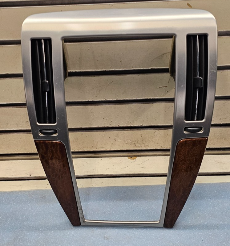 🔥08-11 CADILLAC STS CENTER DASH RADIO STEREO NAVIGATION TRIM BEZEL SILVER/WOOD