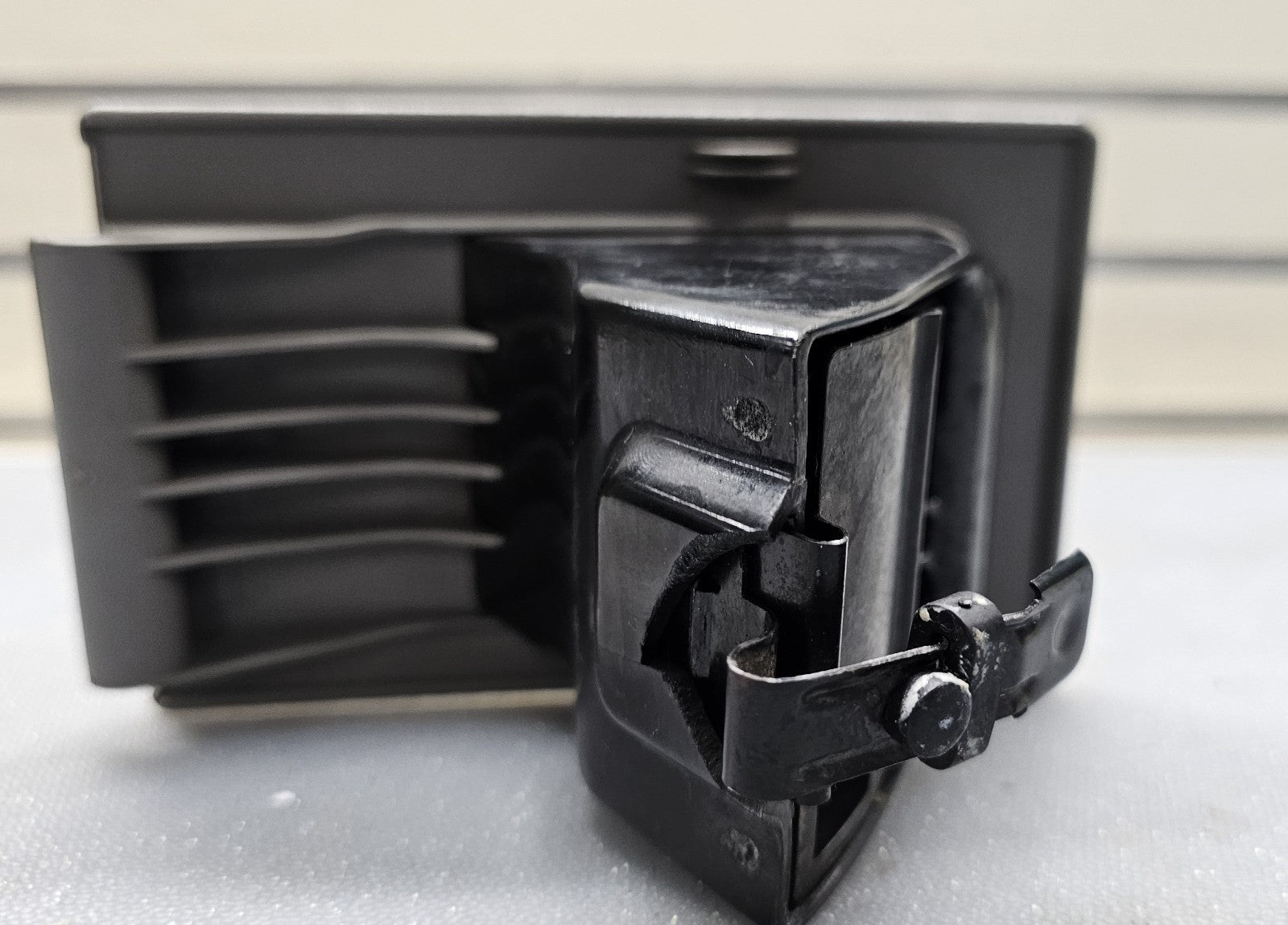 🔥95-98 CHEVY GMC SILVERADO YUKON TAHOE C/K Lighter Port Ashtray ash tray GRAY