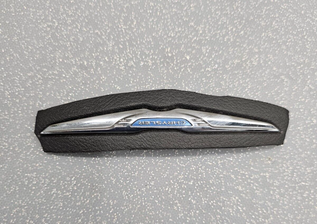 🔥11-17 Chrysler 200 300 Town Country SILVER Wheel BAG EMBLEM BADGE NAMEPLATE