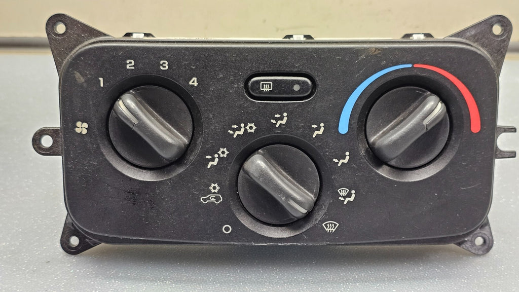 🔥04-07 Jeep Liberty DASH AC Heater Temperature CLIMATE CONTROL AIR Conditioning