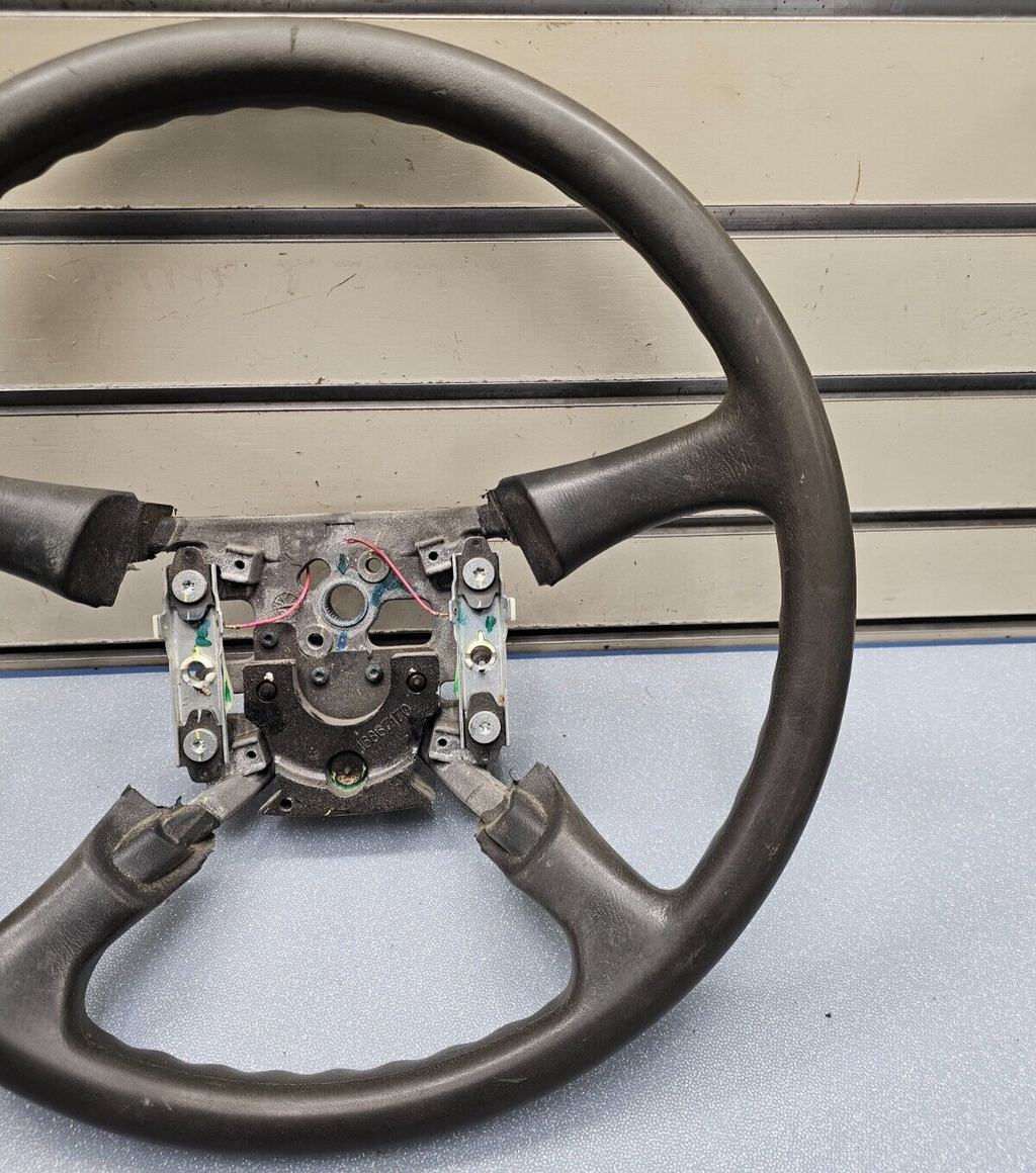 99-02 Chevy Silverado Tahoe Suburban Blazer SONOMA Steering Wheel Leather black