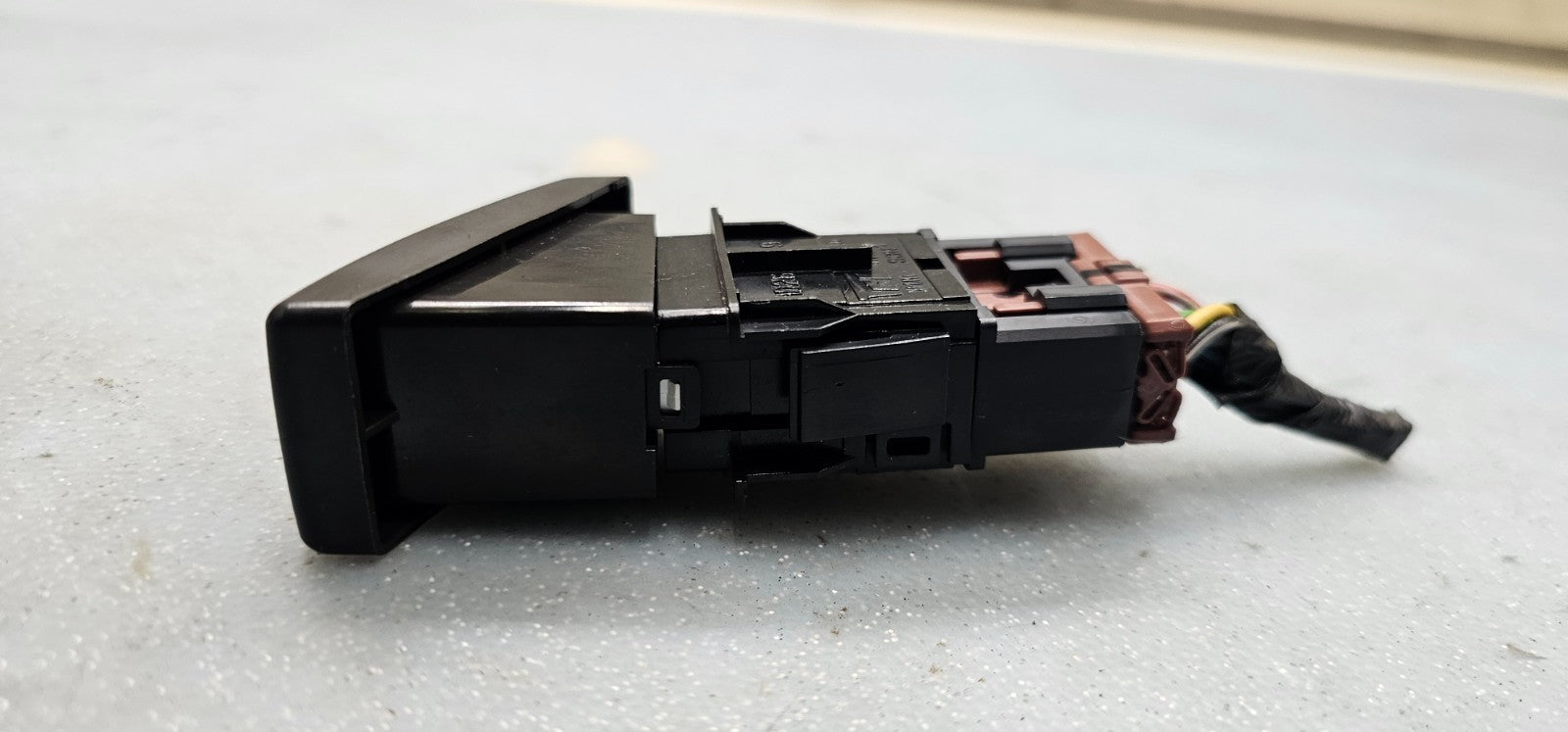 🔥01-05 Civic Center Dash Hazard Switch Warning Light Emergency Flasher Assembly