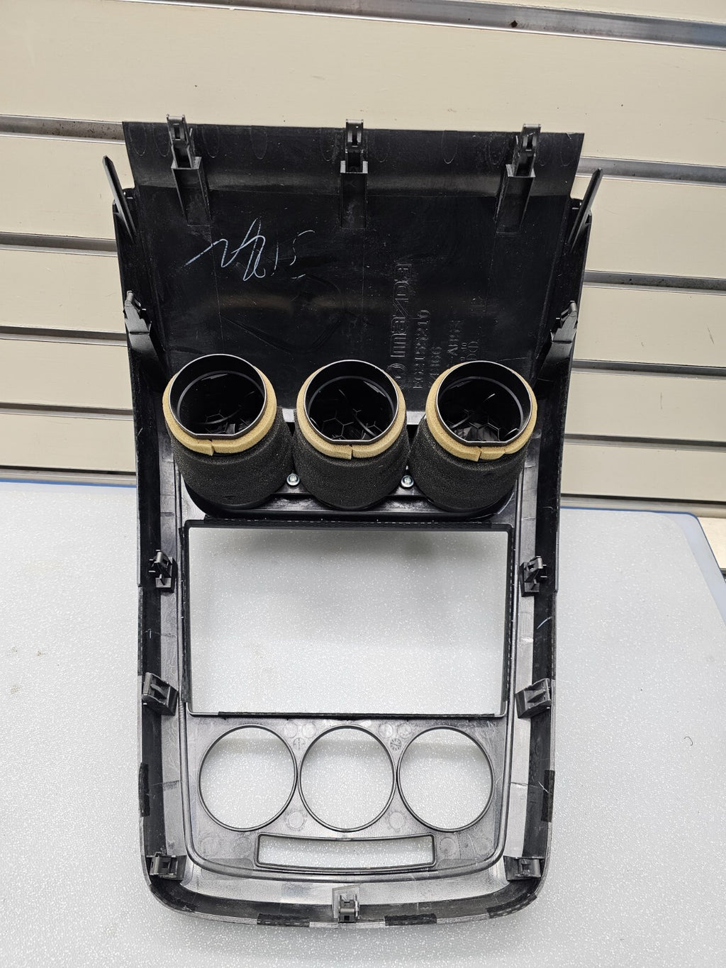 🔥07-09 MAZDA CX7 CENTER DASH PANEL RADIO STEREO CLIMATE BEZEL TRIM BLACK/SILVER