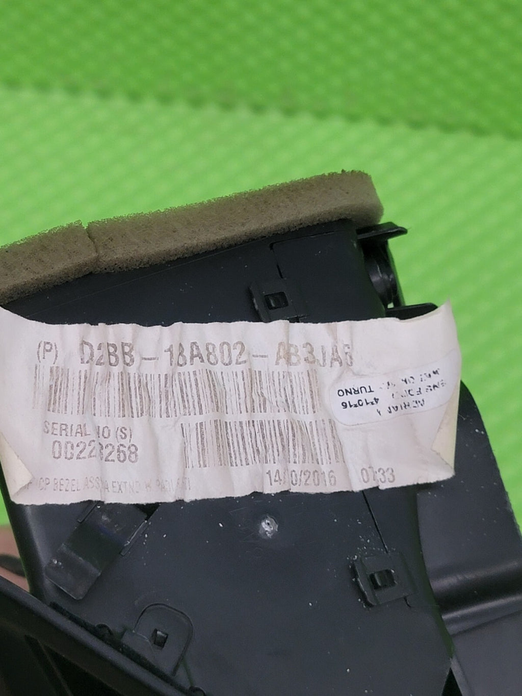 13-16 FORD FIESTA MK6 Sport Radio CD Player Switches Panel C1BT-18K811-PA BLACK