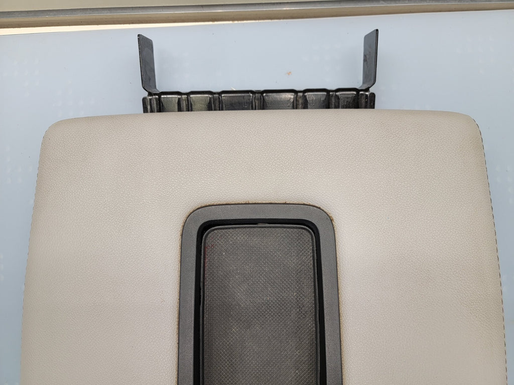 🔥07-13 Chevy Tahoe, Suburban, Yukon Leather Console Lid Armrest Cover TAN JS5