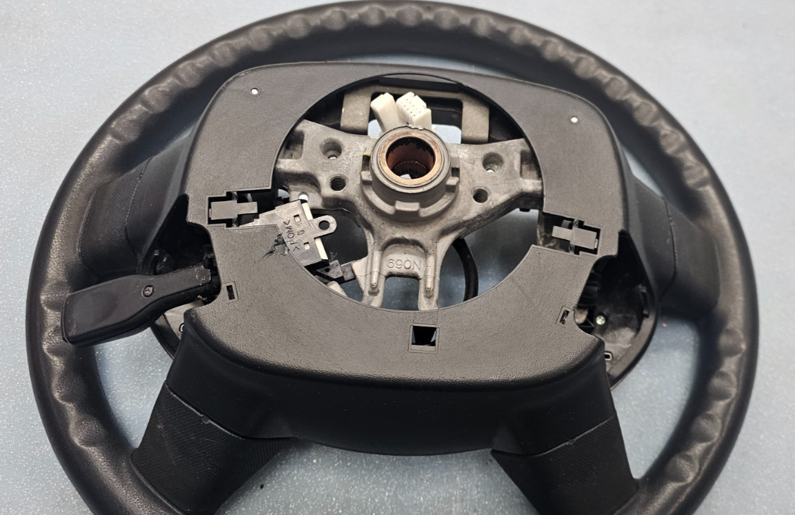 🔥04-09 Prius Hybrid Steering Wheel Column Cruise Control Switch Leather Black 