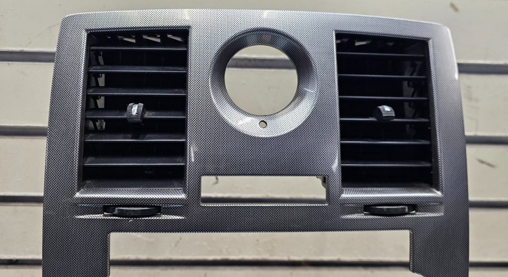 🔥05-07 CHRYSLER 300 CENTER DASH RADIO BEZEL CENTER TRIM PANEL SILVER OEM B16