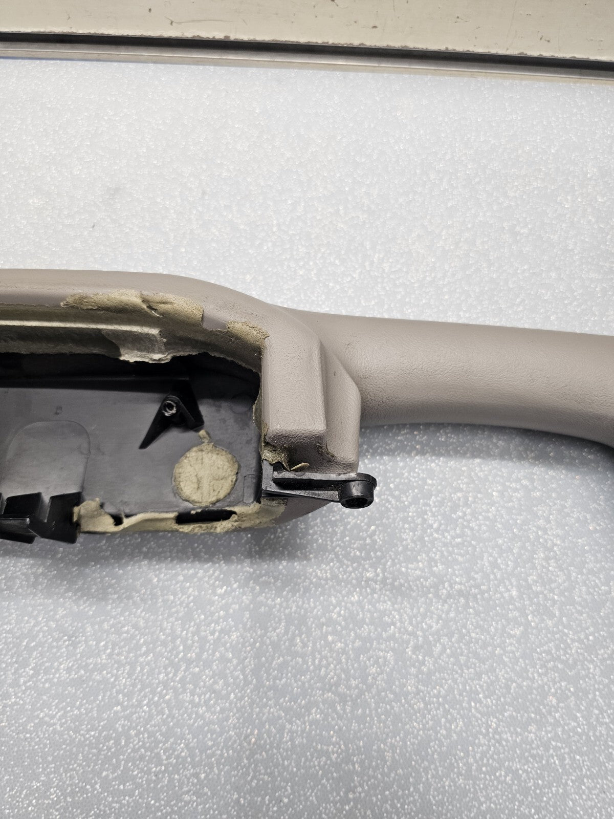 🔥99-06 Silverado SIERRA TAHOE Door Panel ARMREST Rear LEFT Handle LIGHT GRAY H3