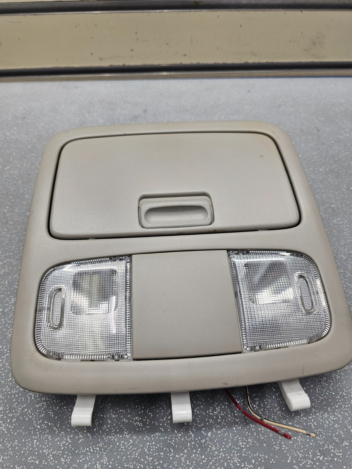 🔥02-06 Toyota CAMRY 4RUNNER Overhead Console DOME Light🔴Storage GRAY 012