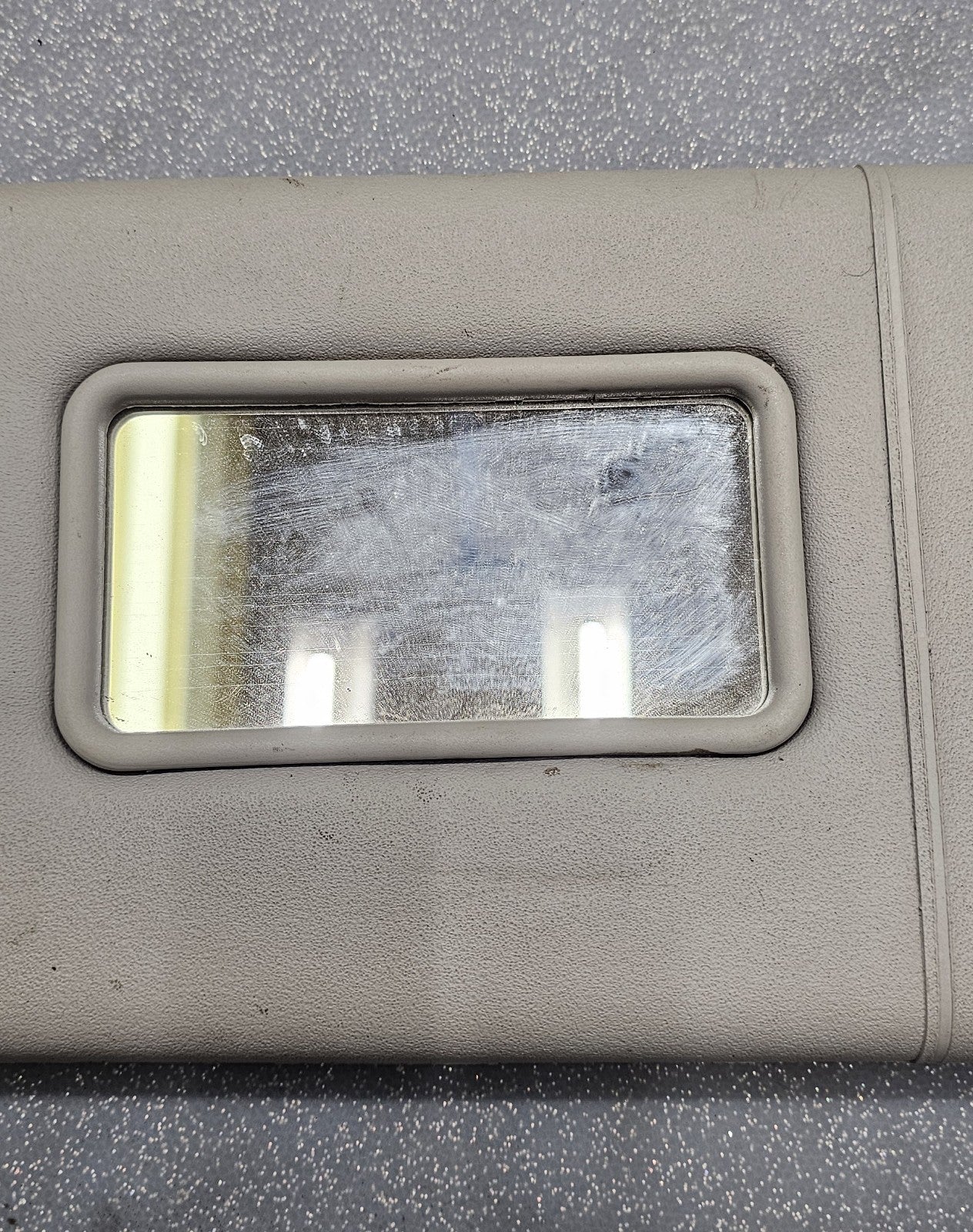 03-08 Toyota Corolla Matrix Passenger Right Side Sun Visor Gray Vinyl/TC
