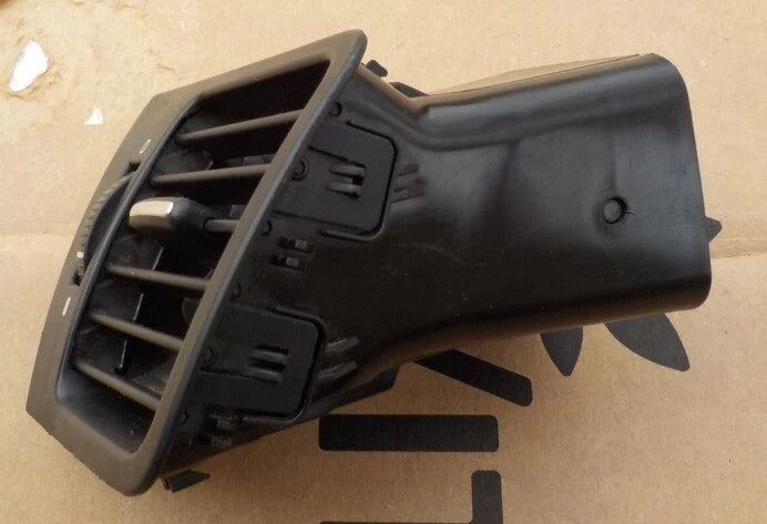 🔥05-09 SUBARU LEGACY DASH DRIVER SIDE (LH) AIR VENT OEM