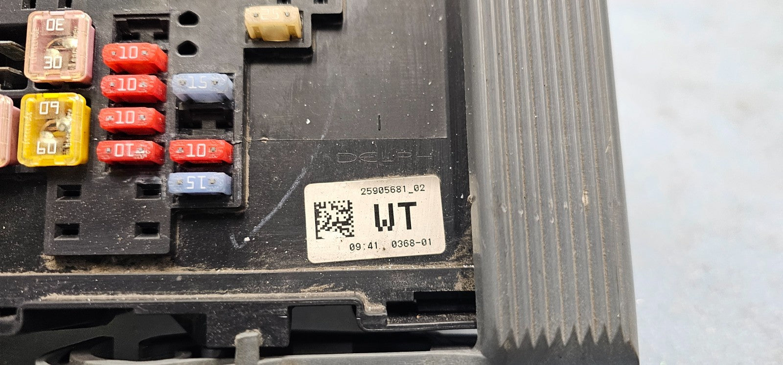 07-09 Suburban Yukon Engine Fuse Box Relay Body Control Module Integrated Power